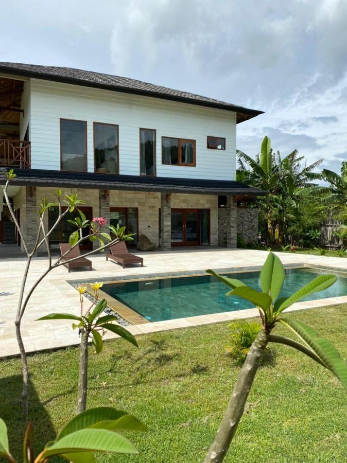 Baha Baha Villas West Sumbawa Yoyos Sekongkang Exterior foto
