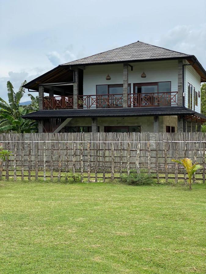 Baha Baha Villas West Sumbawa Yoyos Sekongkang Exterior foto