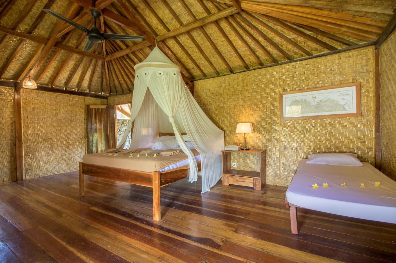 Baha Baha Villas West Sumbawa Yoyos Sekongkang Exterior foto
